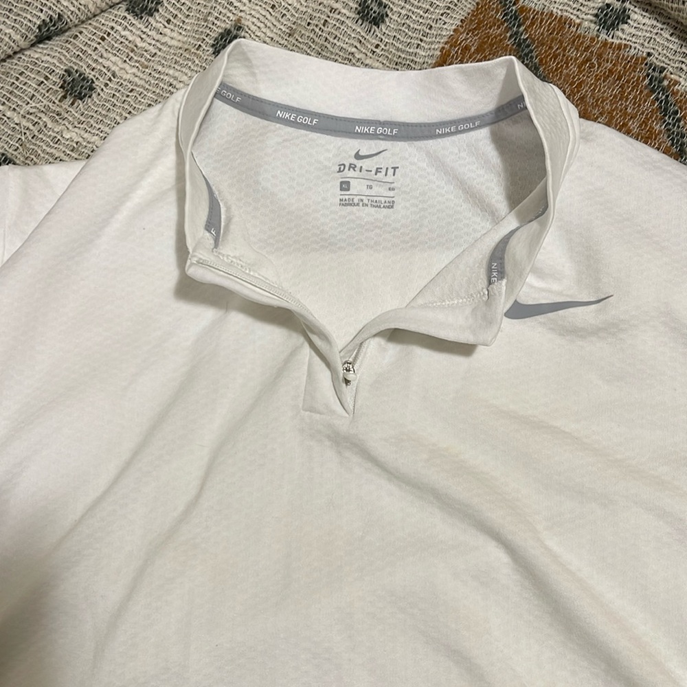 🌸 Spring Sale 🌸 Nike Dri Fit Golf Shirt
